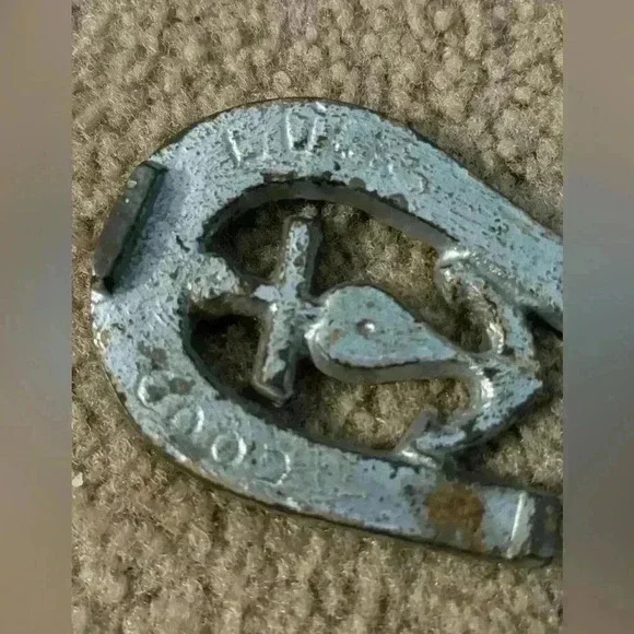 Vintage Cast Iron Horseshoe With anchor - Picture 4 of 4
